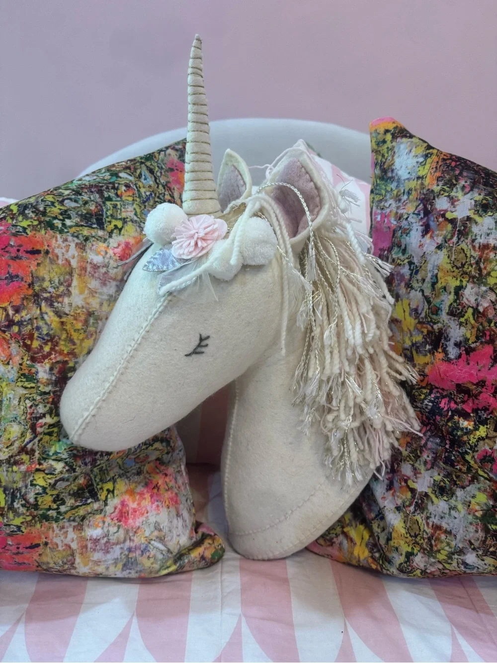 BRAND NEW Mud Pie Cream and Pink Sparkle Unicorn Wall Decor Girls Room